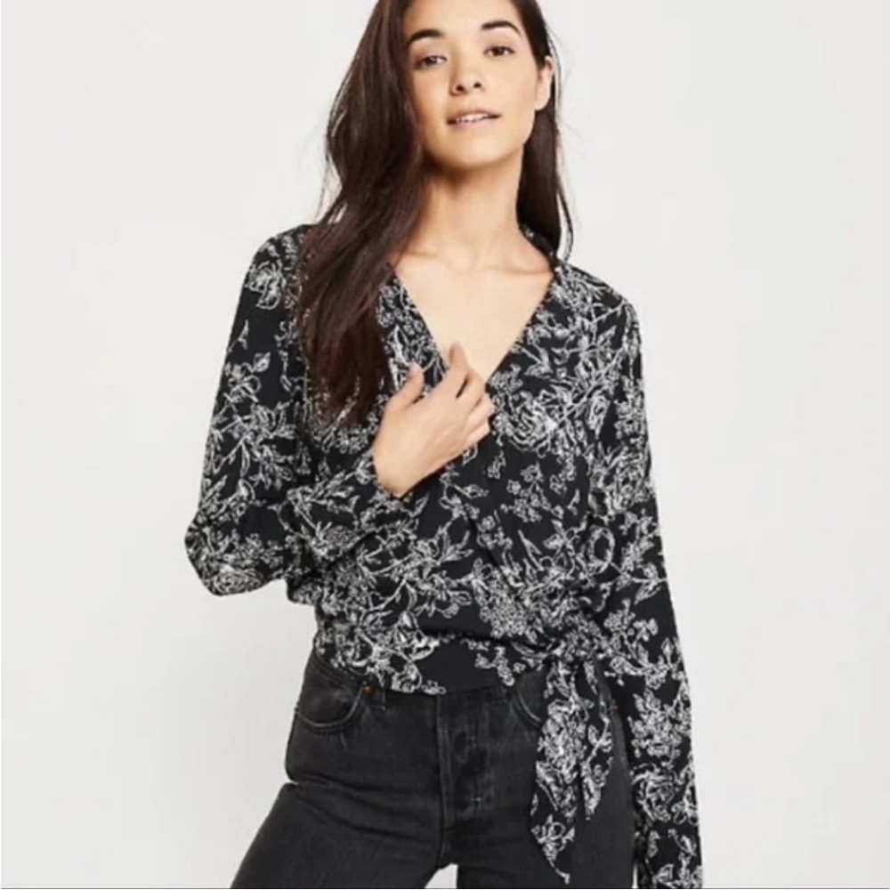 Abercrombie & Fitch Wrap Blouse